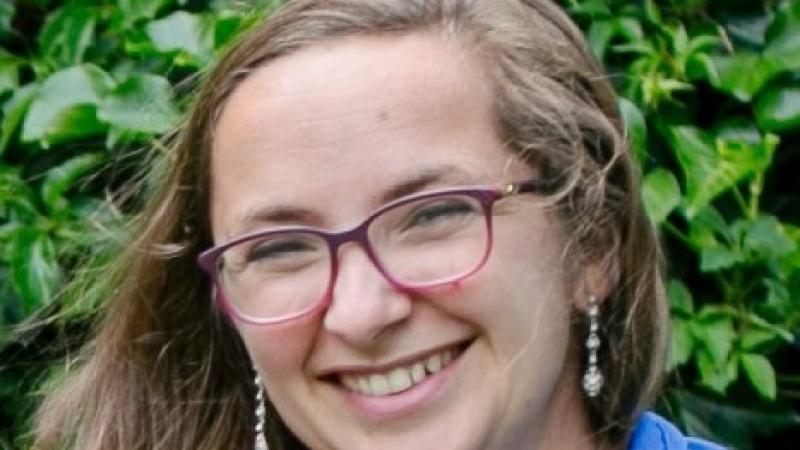Judith Vellekoop expert deafblind Kentalis Women smiling Kentalis deafblind counselor