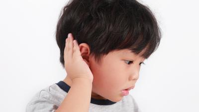 Kentalis deafness and hearing loss training Child ears hearing